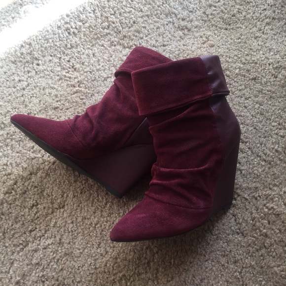 Like New - Shoemint Candy Wedge Bootie in Wine - Picture 3 of 7